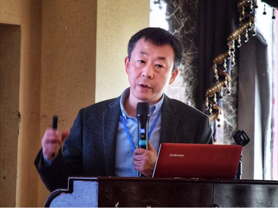 一定发与行业专家齐聚一堂共话能源转型生长