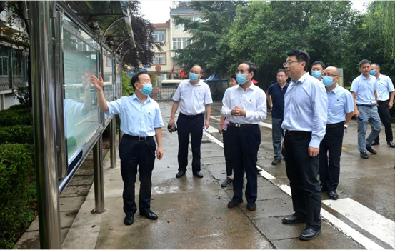 西安市副市长贠笑冬一行深入一定发临潼社区考察调研